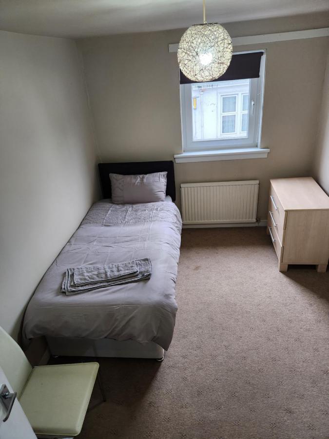 No 11 3 Bed Serviced Appartment Town Centre Girvan Exterior foto